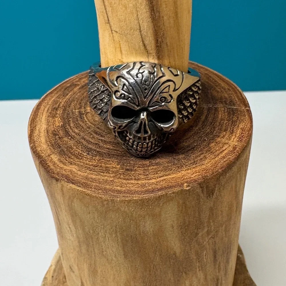 Gothic‎ Skull and Wings Statement Ring Silver Tone Biker Punk Size 13
